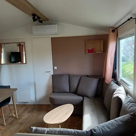 Les Sables Du Midi A Campsite *